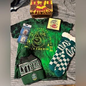 Green Slytherin T-Shirt and Accessories Set
